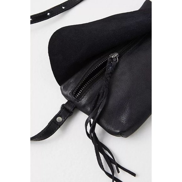 FREE PEOPLE We The Free Rider Crossbody Bag / Black - Picture 3 of 13